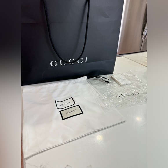 COPY - COPY - Authentic Gucci tote bag (likely new) - Picture 5 of 7